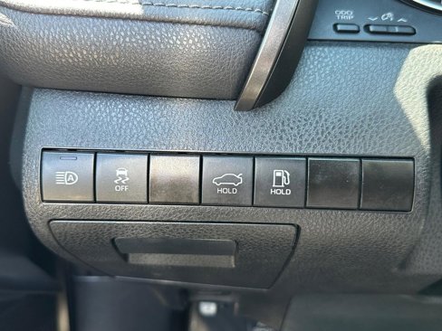 Used 2024 Toyota Camry LE image 32
