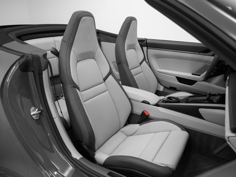 Certified 2025 Porsche 911 Carrera image 29