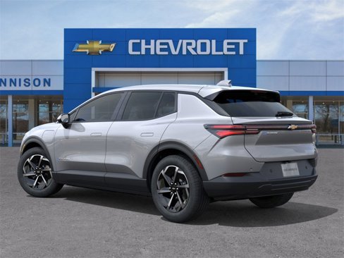 New 2026 Chevrolet Equinox EV LT image 3