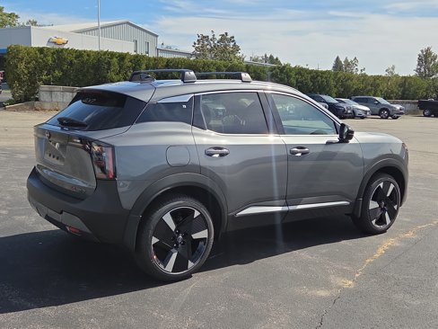 New 2026 Nissan Kicks SR w/ Cold Weather Package image 3