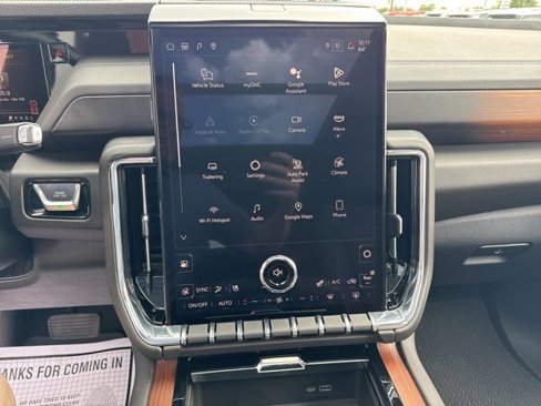 Used 2025 GMC Yukon XL Denali image 22