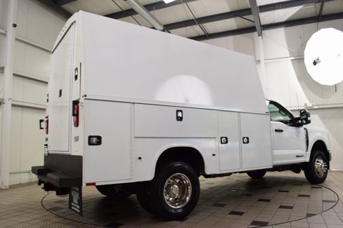 Used 2024 Ford F350 XLT w/ XLT Value Package image 4
