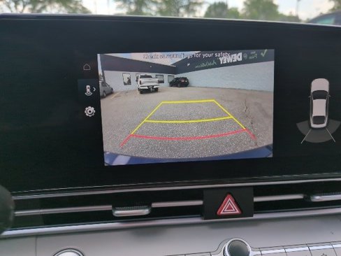 Used 2023 Hyundai Elantra Limited w/ Cargo Package image 23