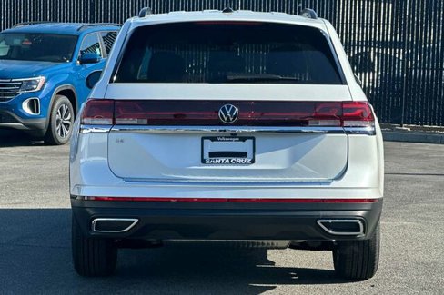 New 2026 Volkswagen Atlas SE image 5
