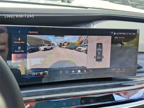 New 2026 BMW 750e xDrive w/ Premium Package image 17