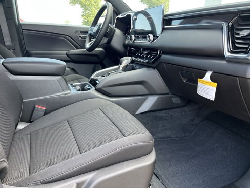 New 2026 GMC Canyon Elevation w/ Convenience Package image 14