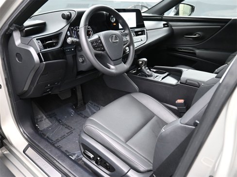 Used 2024 Lexus ES 350 w/ Premium Package image 2