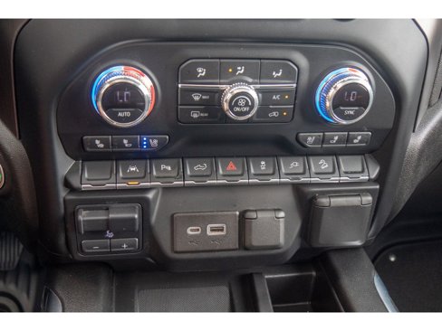 Used 2022 GMC Sierra 1500 AT4 w/ AT4 Premium Package image 17