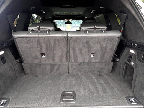 Used 2022 BMW X7 xDrive40i w/ M Sport Package image 40
