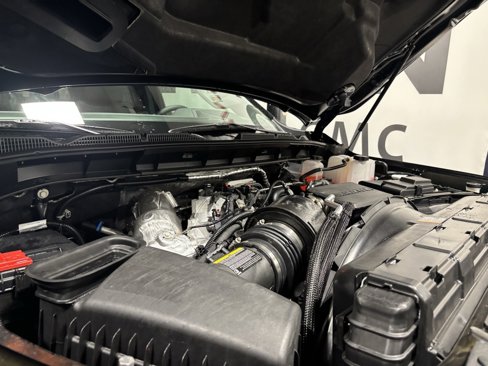 New 2025 GMC Sierra 2500 SLT w/ SLT Premium Package image 9