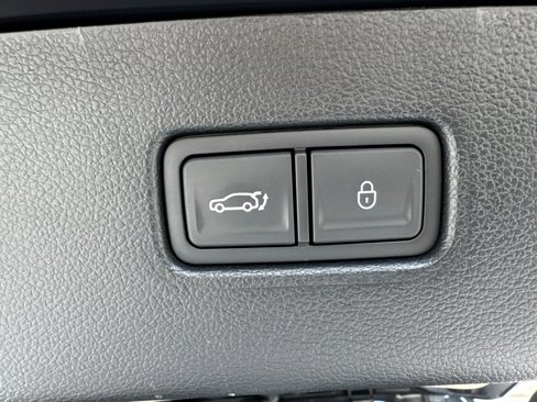 Used 2025 Genesis GV80 2.5T Prestige image 16