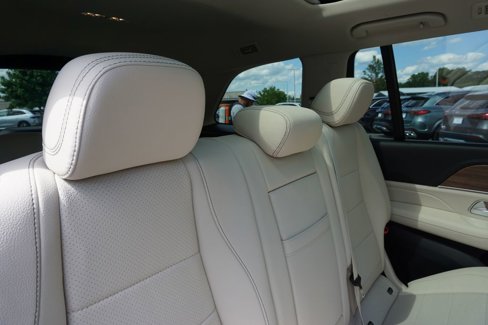 New 2025 Mercedes-Benz GLS 450 4MATIC image 61