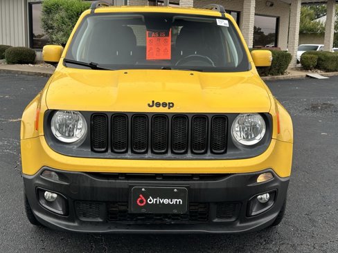 Used 2018 Jeep Renegade Altitude w/ Popular Equipment Group image 2