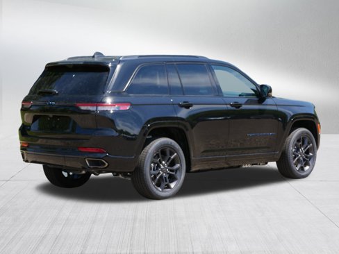 New 2025 Jeep Grand Cherokee Limited 4xe image 2