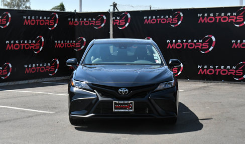 Used 2024 Toyota Camry SE image 2