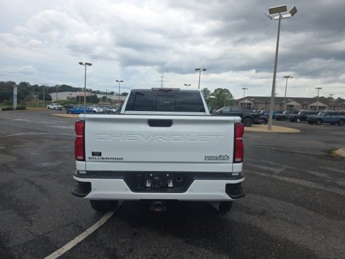 Used 2024 Chevrolet Silverado 2500 High Country w/ High Country Premium Package image 4