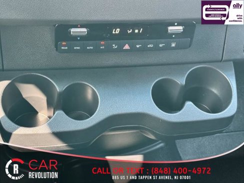 Used 2024 Mercedes-Benz Sprinter 2500 image 31