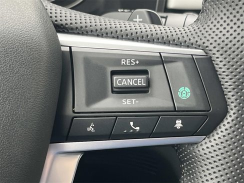New 2025 Mitsubishi Outlander SE image 25