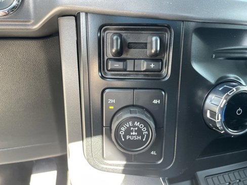 New 2025 Ford F150 XLT image 16