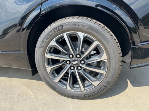 New 2026 Cadillac Lyriq Premium Sport image 11