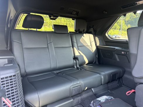 New 2025 Toyota Sequoia Platinum image 27