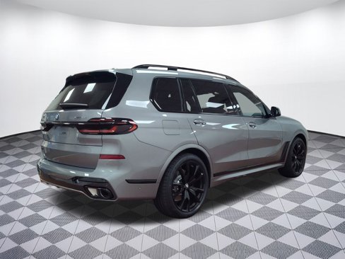 New 2026 BMW X7 xDrive40i image 9
