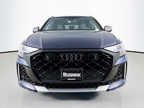 New 2025 Audi RS Q8 performance image 2