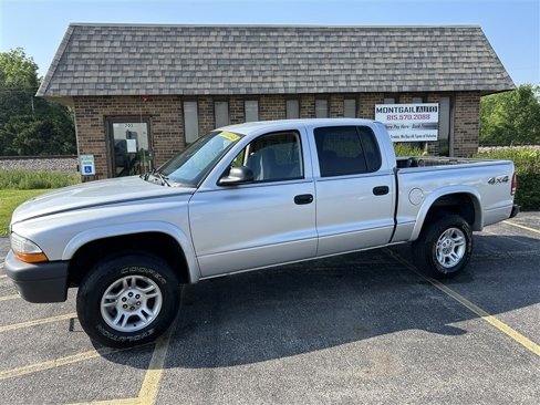 Used 2004 Dodge Dakota Sport w/ Tire & Handling Group image 1