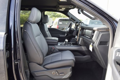 New 2025 Ford F150 Lightning Lariat image 23