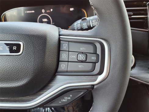 Used 2024 Jeep Wagoneer Series II w/ Advanced All Terrain Group image 20
