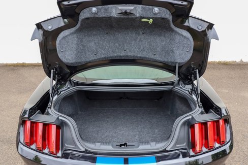 Used 2018 Ford Mustang Shelby GT350 w/ Electronics Package image 18