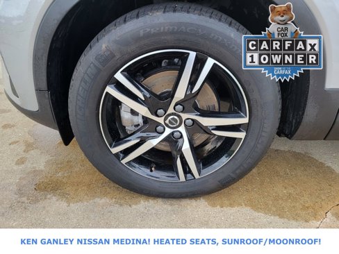 Used 2025 Volvo XC40 B5 Core image 18