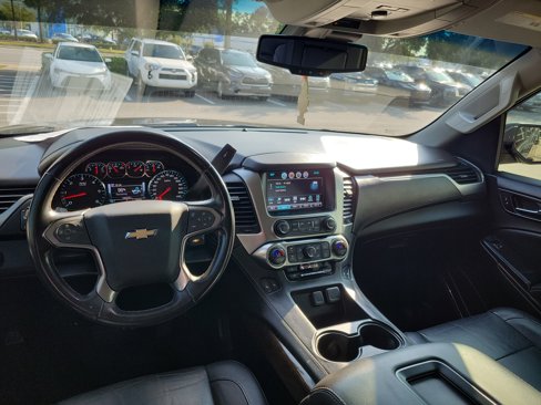 Used 2018 Chevrolet Suburban LT image 24