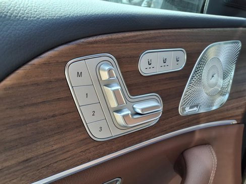 New 2025 Mercedes-Benz GLS 450 4MATIC image 15