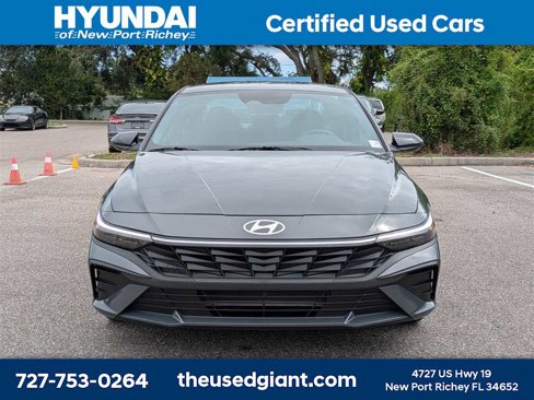 Certified 2025 Hyundai Elantra Sport image 8
