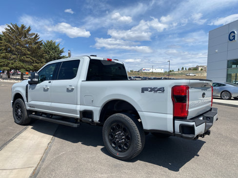 New 2025 Ford F250 4x4 Crew Cab Super Duty image 23