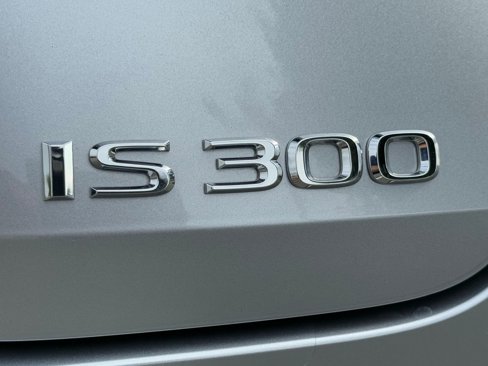 Used 2025 Lexus IS 300 image 17
