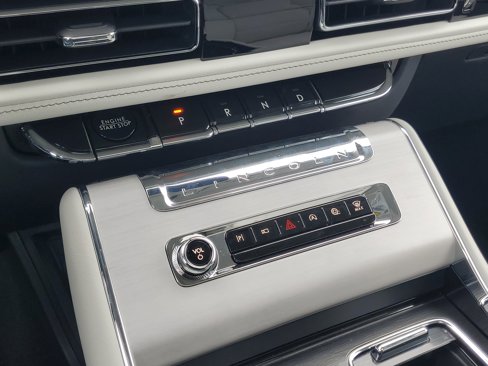New 2025 Lincoln Aviator Reserve w/ Equipment Group 201A image 22