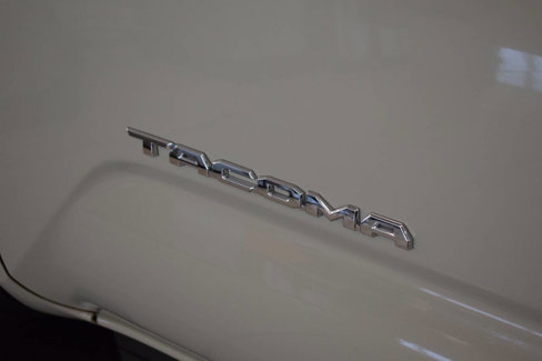 Used 2019 Toyota Tacoma TRD Off-Road w/ Technology Package image 21