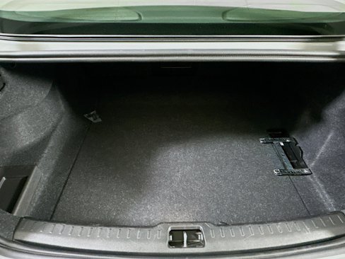 Used 2025 Volvo S60 B5 Plus image 29