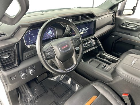 Used 2024 GMC Sierra 2500 AT4 w/ AT4 Premium Plus Package image 9