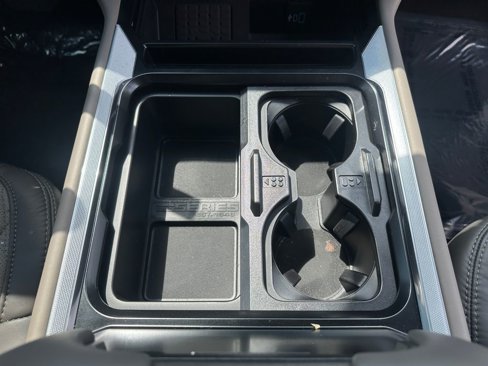 Used 2025 Ford F250 Platinum w/ Platinum Plus Package image 20