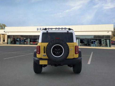 New 2024 Ford Bronco Heritage Edition image 6
