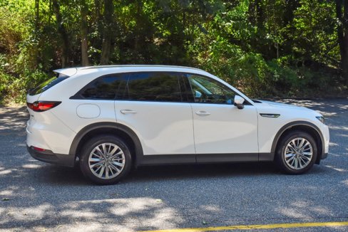 Used 2024 MAZDA CX-90 Plug-In Hybrid w/ Preferred image 9