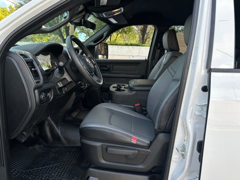 New 2026 RAM 3500 Tradesman w/ Chrome Appearance Group image 15