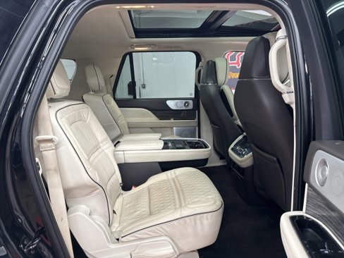 Used 2020 Lincoln Navigator L Black Label image 15