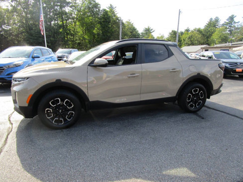 Used 2023 Hyundai Santa Cruz SEL Premium w/ Cargo Package image 18