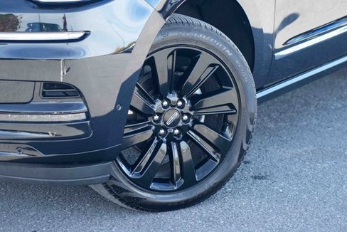 Used 2023 Lincoln Navigator Reserve w/ Equipment Group 201A image 12
