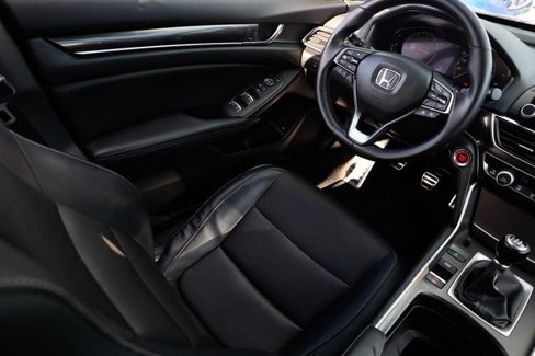 Used 2018 Honda Accord Sport image 22