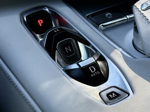 Used 2022 Chevrolet Corvette Stingray Preferred Cpe w/ Body-Color Dual Roof Package image 28